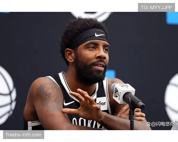 凯里·欧文机场拖鞋比我整年工资还贵