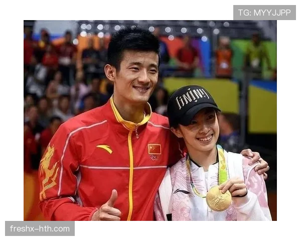 谌龙退役后天天带娃逛超市，冠军老公的日常比综艺还接地气